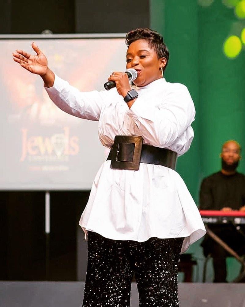 Janet Manyowa - NdiJehovah